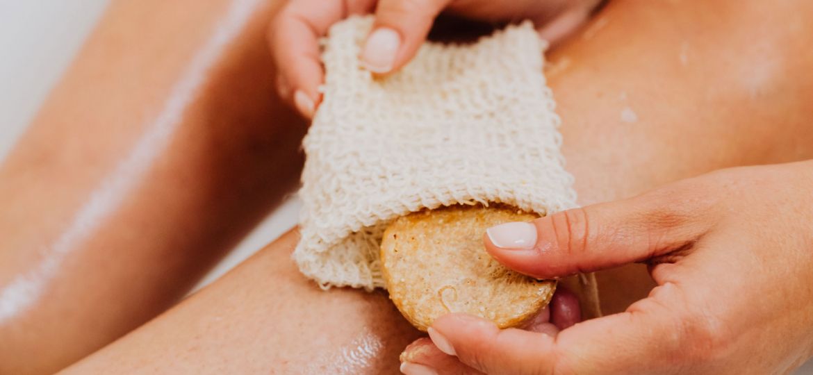 Por qué debemos exfoliar la piel