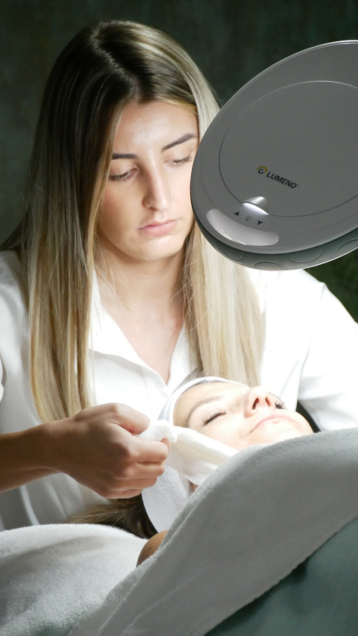 Limpieza facial AQUA